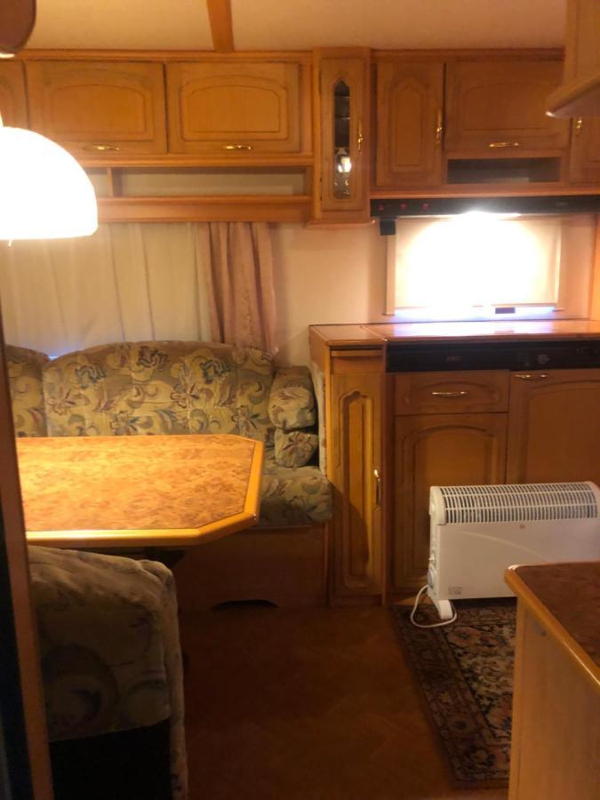 Camping Wohnwagen Standard 쉴타크 외부 사진